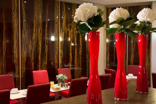 HOTEL DU PRINTEMPS – Paris, TX