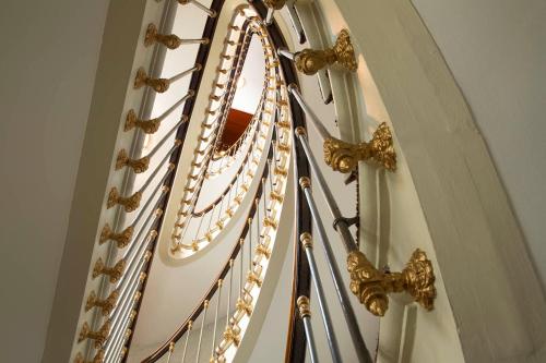 HOTEL DU PRINTEMPS – Paris, TX