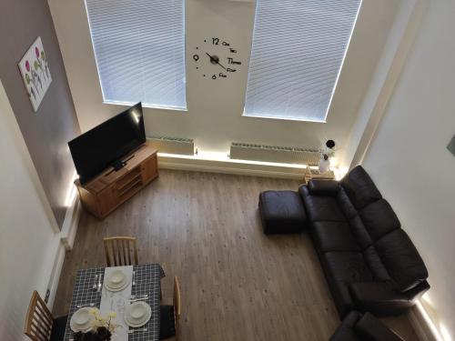 Picture of City Centre Duplex 3Rooms Apartment With Parking