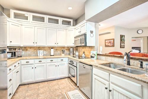 Gainesville Home with Outdoor Oasis, 16 Mi to Lake in Whitesboro (TX)