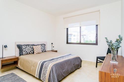 Apartment with Balcony image 10