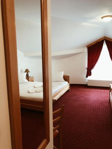 Hotel Kupres - image 7