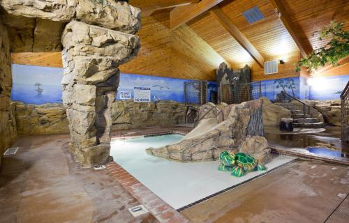AmericInn by Wyndham Chippewa Falls - image 7