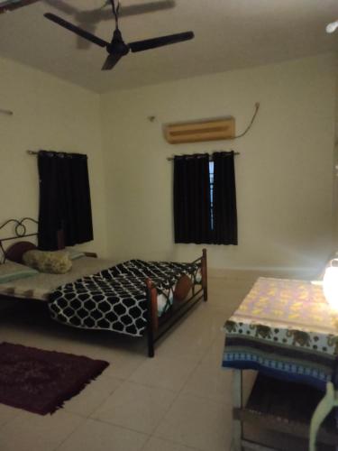 . Spacious 1 bhk, A minute away from the Airport