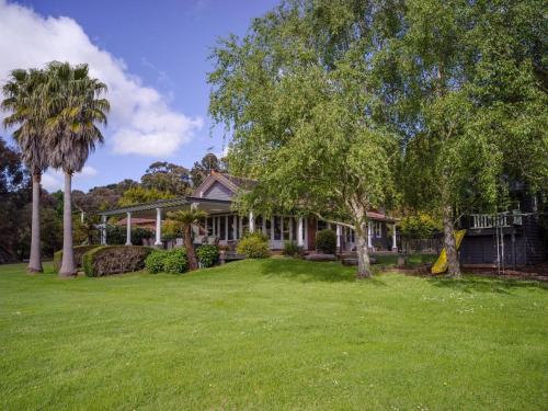 Cloudland House and Cottage