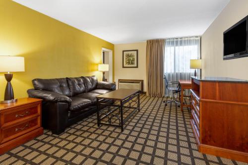 เบย์มอนต์ บาย วินด์แฮม ควีนส์เบอรี/เลคจอร์จ (Baymont by Wyndham Queensbury/Lake George) in ควีนสบิวรี (NY)