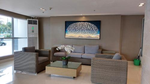 MSH property Sea Residences MOA Pasay City by Queennie, Manila (fotografie 10)