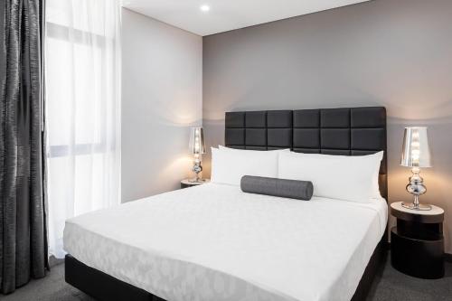 Meriton Suites Chatswood - image 3