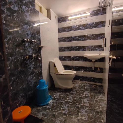 ホテル ロイヤル シャンティ イン