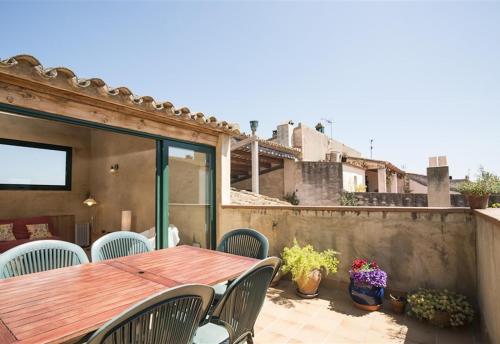  Casa Fluvià, Unterkunft in Torroella de Fluviá