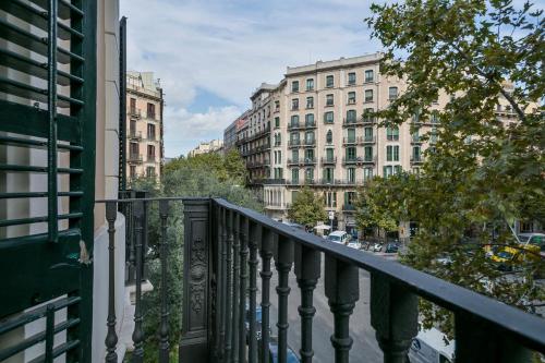 Midtown Luxury Apartments by Sweett - image 4