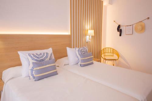 Hotel Cala Font - image 9