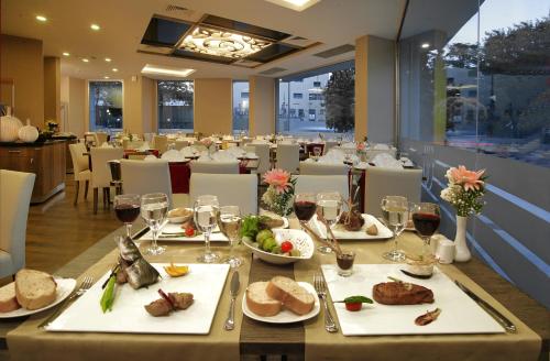 Ramada Plaza By Wyndham Izmir Ramada Plaza By Wyndham Izmir