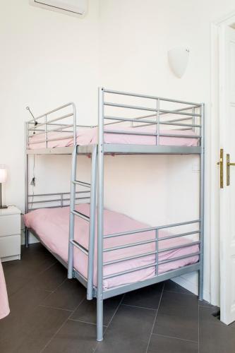 Flatinrome Termini 2 Grande appartamento luminoso in centro - image 6