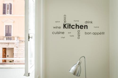 Flatinrome Termini 2 Grande appartamento luminoso in centro - image 9