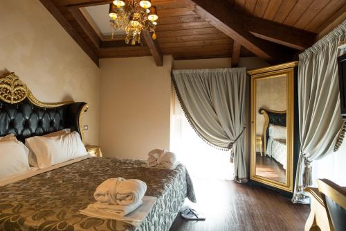 L'Antico Uliveto Room Type - Suite with Spa Bath L'Antico Uliveto Room Type - Suite with Spa Bath