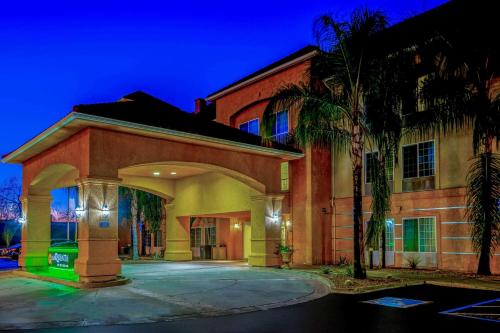 La Quinta Inn & Suites by Wyndham Fowler