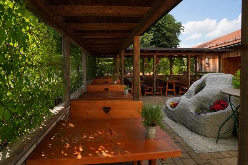 花園, Hubertus Apfeltrang - Braugasthof und Wellnesshotel im Allgau in 魯德拉茨霍芬