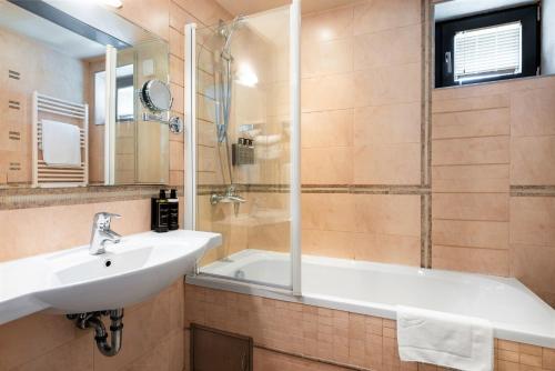 Eurostars Sofia City - image 2