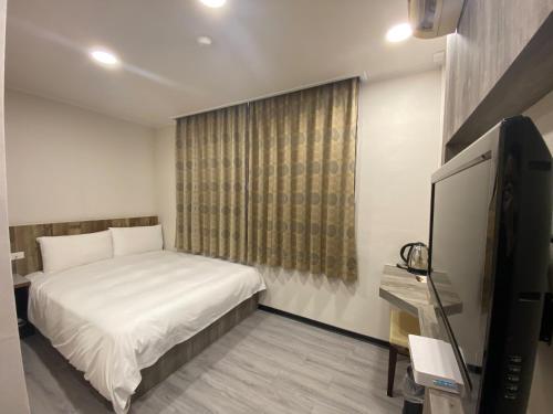 New KM Hotel – Jincheng, NV