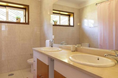 Quintinha de Sabadim - 500 metros da ecovia de Sistelo