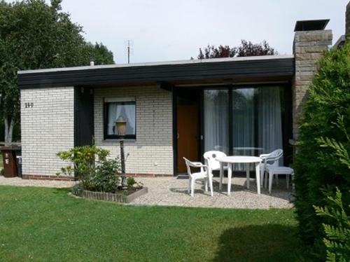 Bungalow 451 in Tossens