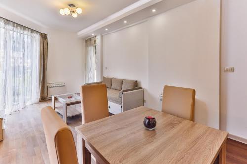 Montesun Boka Apartments 2