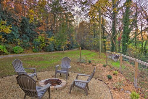 Scenic Hendersonville Escape - Pets Welcome! - Apartment - Hendersonville