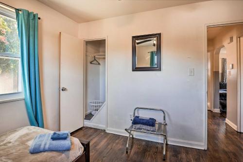 Cozy Home with Decks and Grill - 5 Mi to Capitol! in Hillcrest Heights, USA