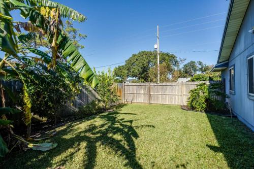 Beach Bungalow 700 - image 12