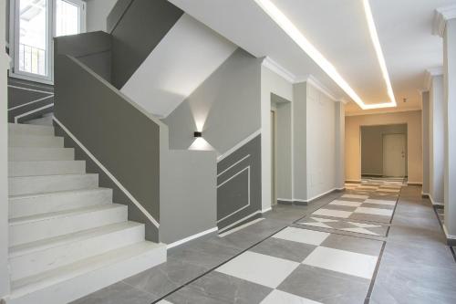 Cavour Stylish House - image 5