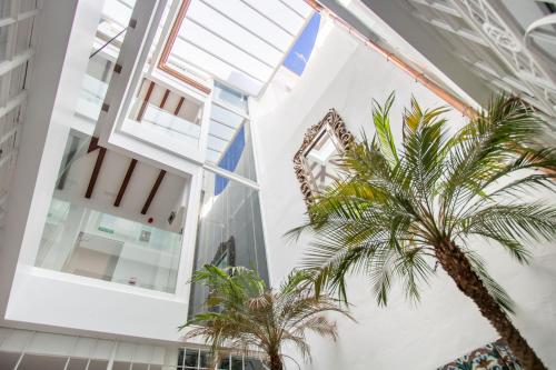 Harinas Central Apartments by Valcambre - Seville