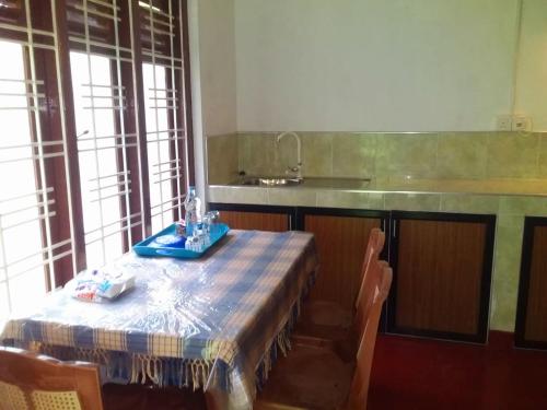 Midland Hotel Rooms Kanampella in أخرى