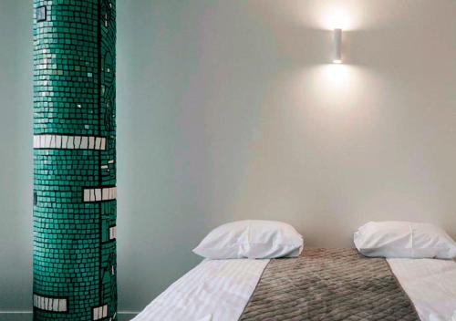 1 double bed