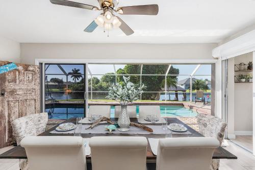 Luxury Waterfront Home with Pool Pet-friendly Villa Tortuga Roelens Vacations