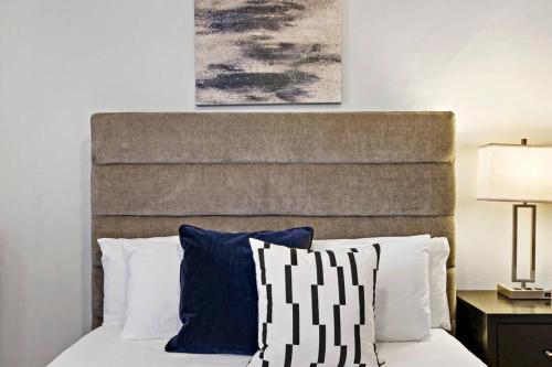 Heated 2BR in Ravenswood near Public Transpo