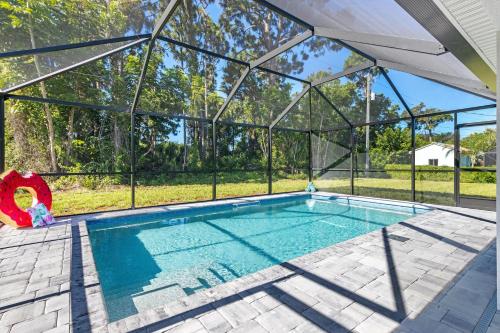 BRAND NEW Rental with Luxury Pool - Villa Rosalie - Roelens Vacations in Rotonda West (FL)