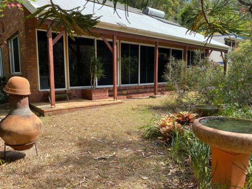 Grevillea Cottage, on Morwong Beach, Pet Friendly