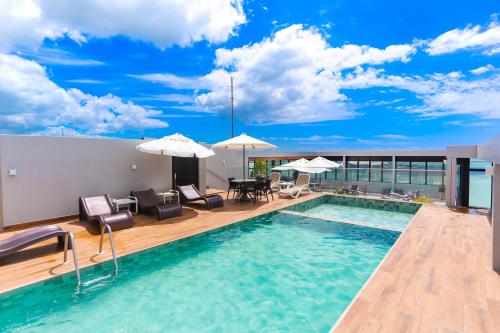 Exterior view of Pajucara Praia Hotel