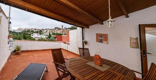 Habitour - Casa la Cenia in Cervera del Maestre