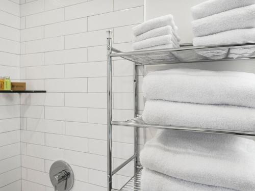 Comfy Studio, In the Heart of Midtown!