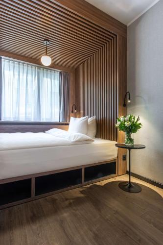 1 twin bed
