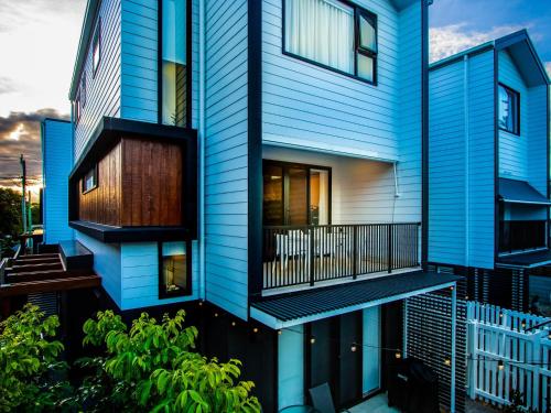 Kingscliff Lane Townhouse