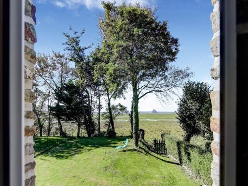 Tranquil Holiday Home in Vains overlooking Mont Saint Michel gîte à louer Mont-Saint-Michel