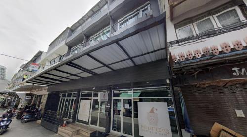 The Little Pig Sukhumvit
