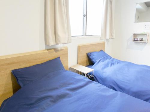 Twin Room with Balcony #02 image 8