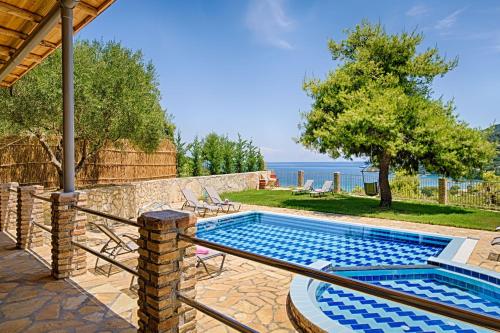 Villa Tireda gîte à louer Limni Keriou