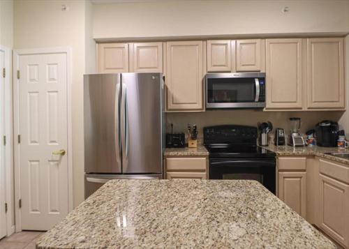 Legacy I 503 Deluxe by Biloxi Beach Resort Rentals