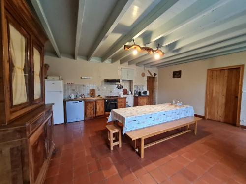 Gîte Benet, 5 pièces, 8 personnes - FR-1-426-146