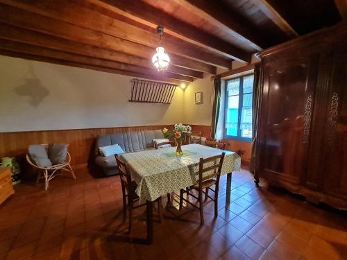 Gîte Benet, 5 pièces, 8 personnes - FR-1-426-146